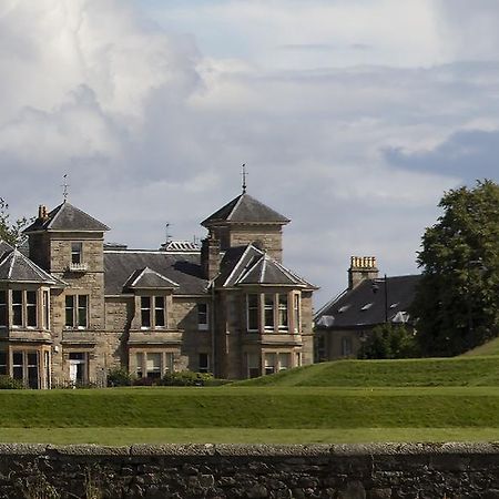 Royal Gardens Apartments Stirling Szoba fotó